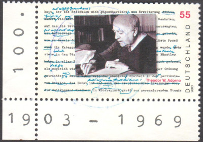 adorno.jpg
