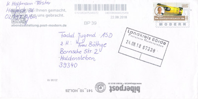 010.jpg