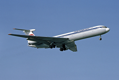 Aeroflot_Il-62M_CCCP-86477_LHR_1983-2-18.png