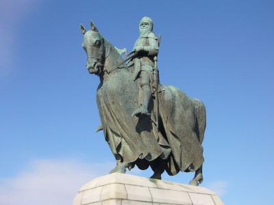 1024px-Robert_the_Bruce_statue,_Bannockburn_-_geograph.org.uk_-_1538090.jpg