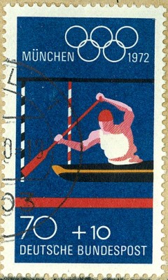 Bund 1972 MiNr. Kanuslalom einerKajak.jpg