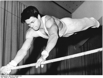 Bundesarchiv_Bild_183-F1206-0015-001,_Mathias_Brehme.jpg