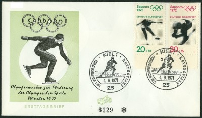 Bund 1971 Stempelinalt Eishockey-1.jpg