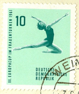 DDR 1961 FrauenTurnen Boden- 2.jpg