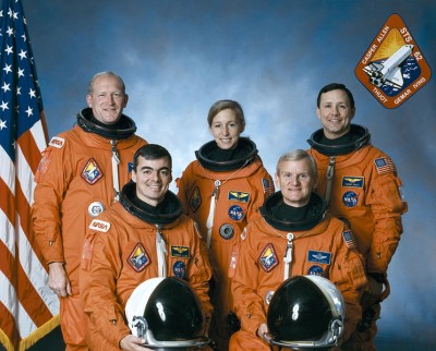 744px-Sts-62_crew.jpg