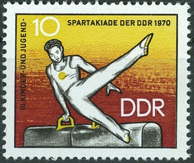 DDR 1970 - Seitpferd.jpg