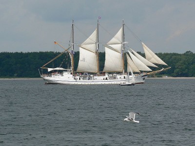800px-Grossherzogin_Elisabeth_Kiel2007.jpg