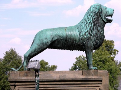 1024px-Goslar_Braunschweiger_Loewe_(2006).JPG