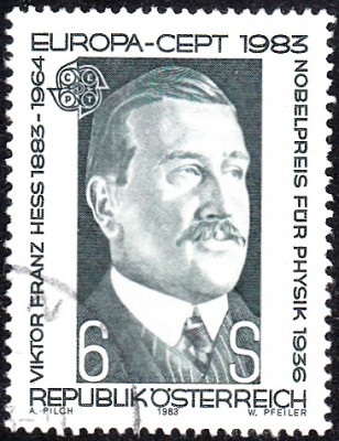 E1983_0001.jpg
