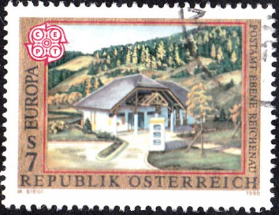 E1990.jpg