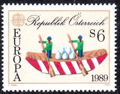 E1989.jpg
