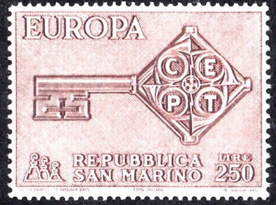 E1968_0003.jpg