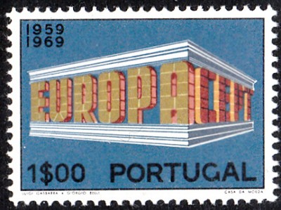 E1969_0004.jpg