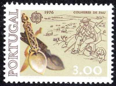 E1976_0001.jpg