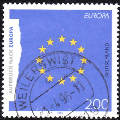 E1995_0002.jpg