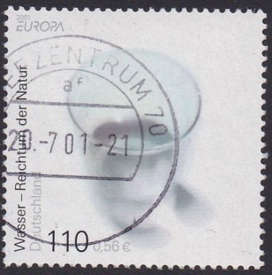 E2001.jpg