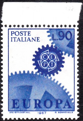 E1967_0009.jpg