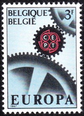 E1967_0010.jpg
