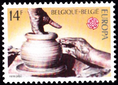 E1976_0003.jpg