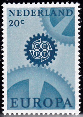 E1967_0012.jpg