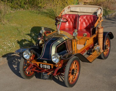 02-renault-ax-big.jpg
