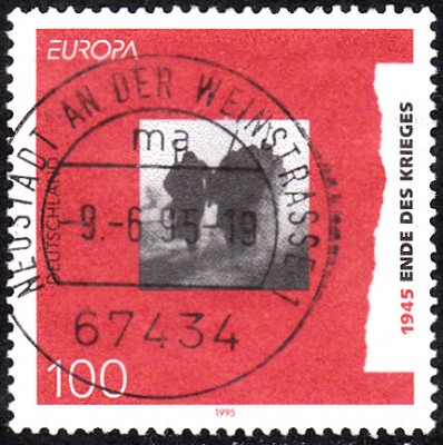 E1995_0001.jpg