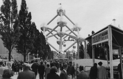 1280px-Atomium_WA_1958.jpg