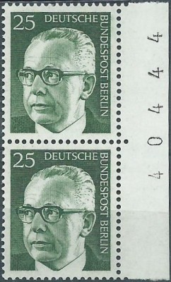 215f.jpg