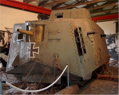 d_panzermuseum_munster_sturmpanzerwagen_a7v.jpg