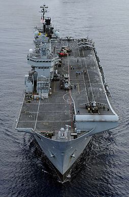 428px-HMS_Illustrious01.jpg