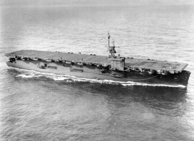USS_Cape_Esperance_(CVE-88)_underway_c1945.jpg