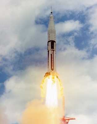 AS-202_launch.jpg
