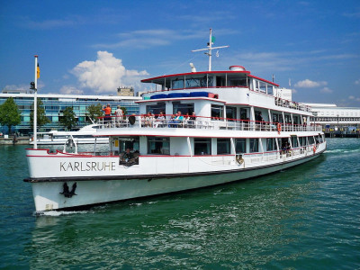 1280px-KARLSRUHE_3373.jpg